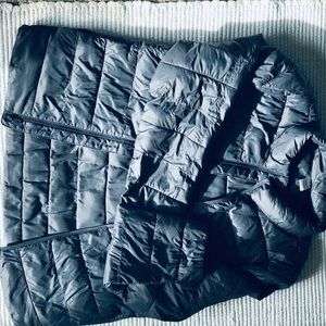 Light weight water proof jacket.